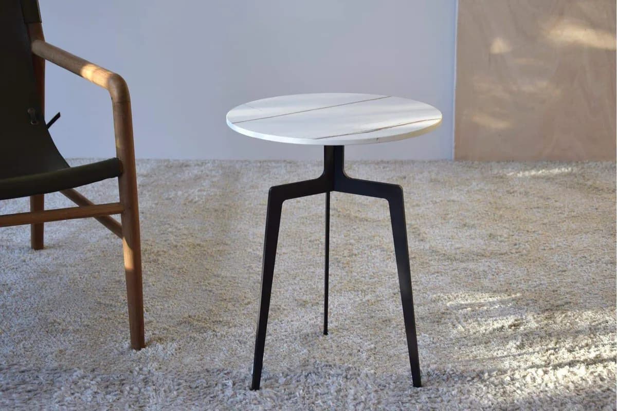 Mesa auxiliar Coimbra